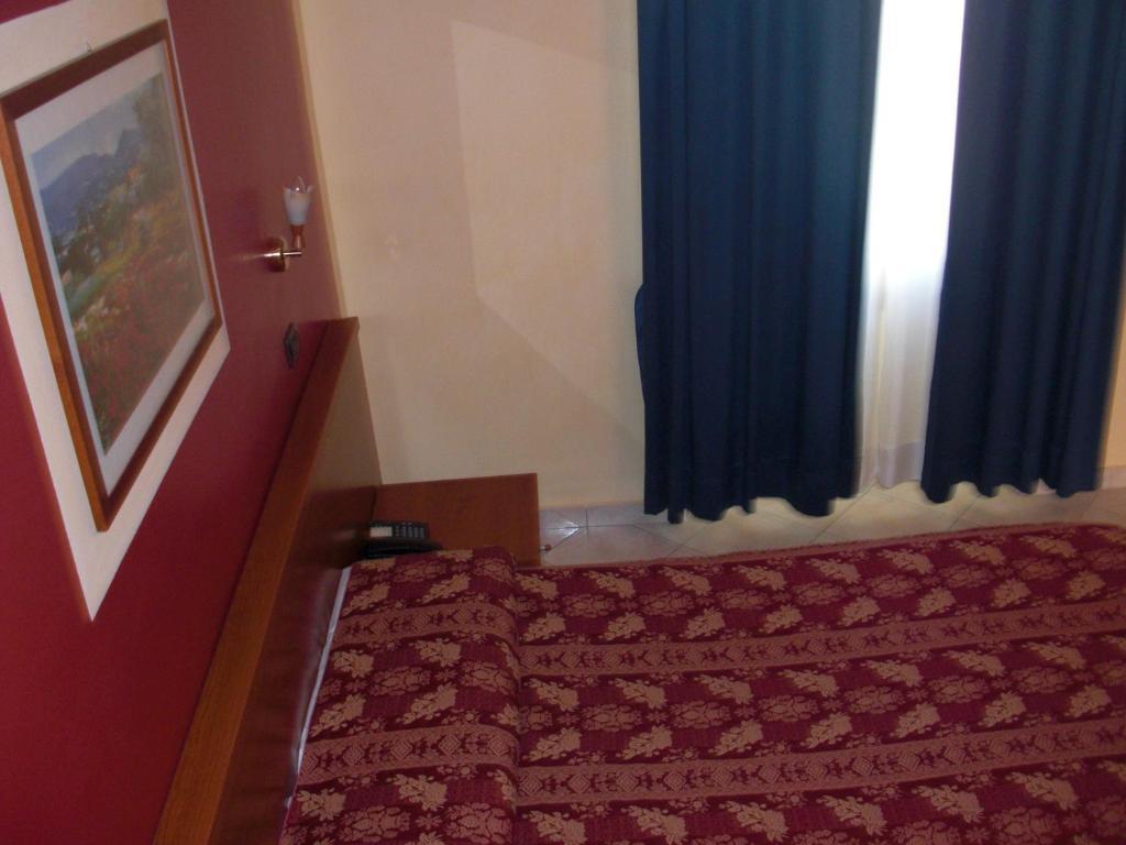Hotel Legnano 2*