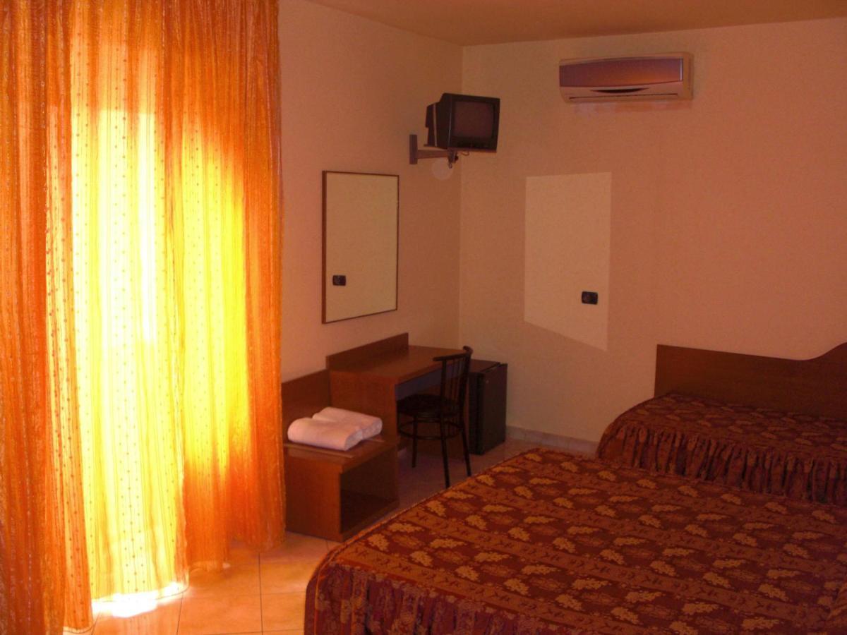 Hotel Legnano 2*